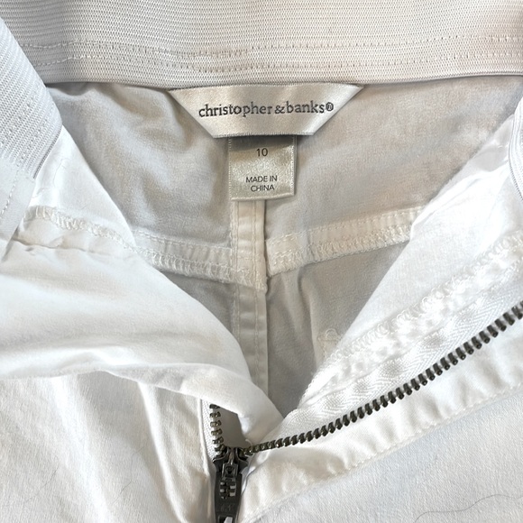 Christopher & Banks, size 10 cropped pants, elastic waist, white - Picture 3 of 5